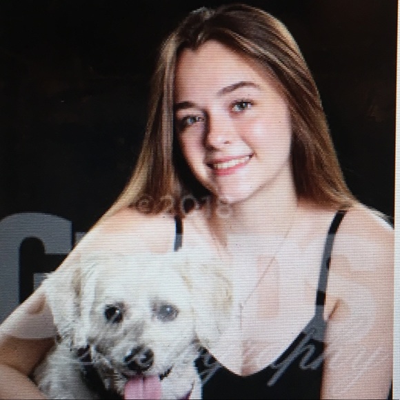 Meet your Posher, Rachel - Picture 1 of 1